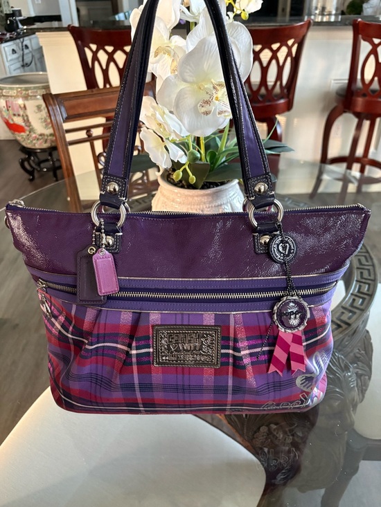 Coach Handbags - 💜🩷COACH LIMITED EDITION GRAFFITI POPPY PURPLE PLAID SHOULDER BAG!💜🩷